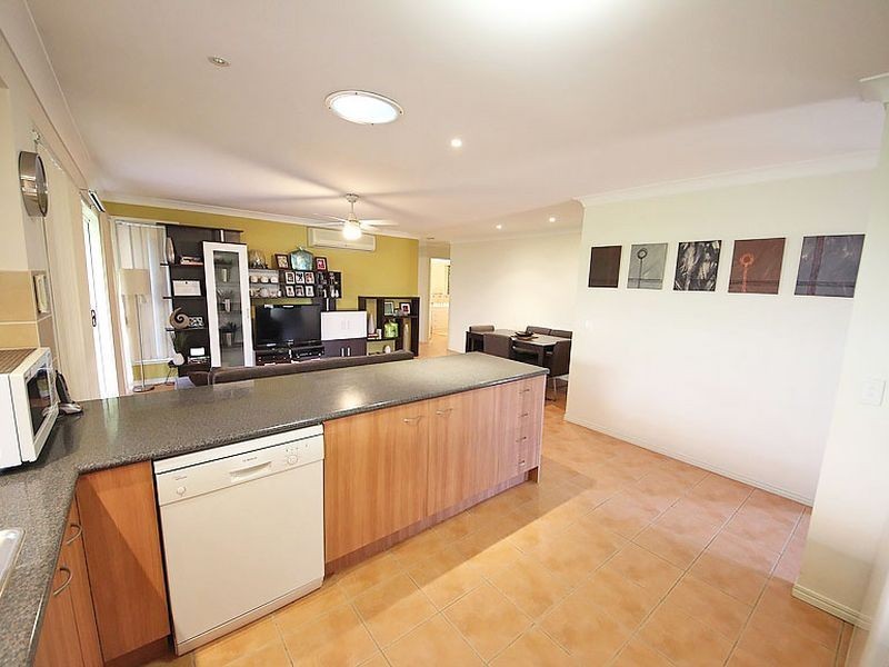 North Lakes QLD 4509