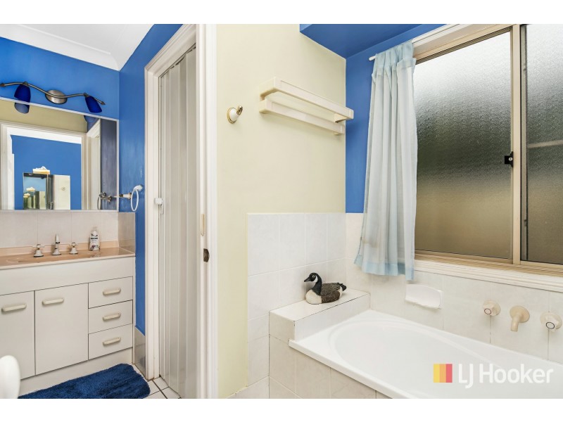 62 McNeill Road, Kallangur QLD 4503