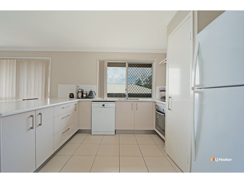 16 Fairlie Court, Kallangur QLD 4503