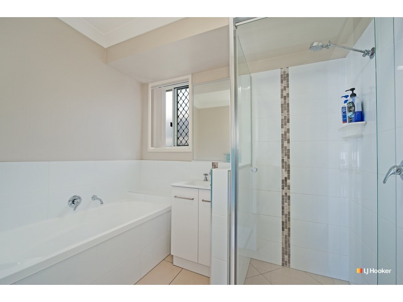 16 Fairlie Court, Kallangur QLD 4503