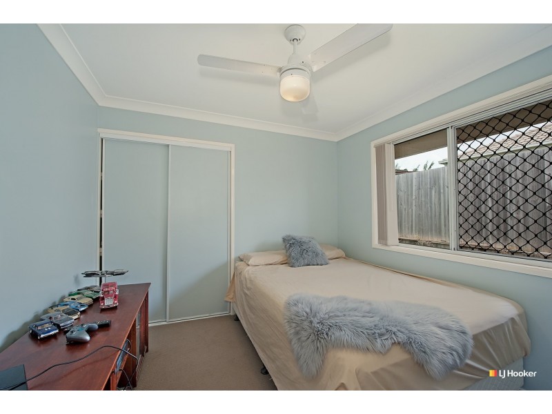 16 Fairlie Court, Kallangur QLD 4503