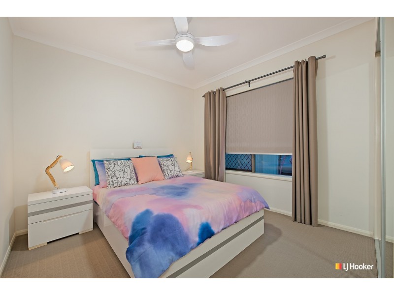 42 Elderflower Circuit, Griffin QLD 4503