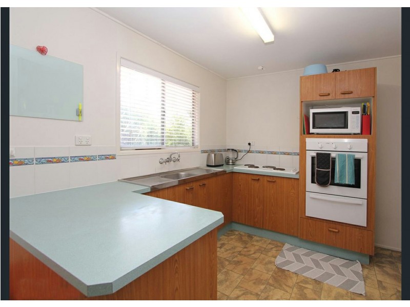 1 Evelyn Street, Kallangur QLD 4503