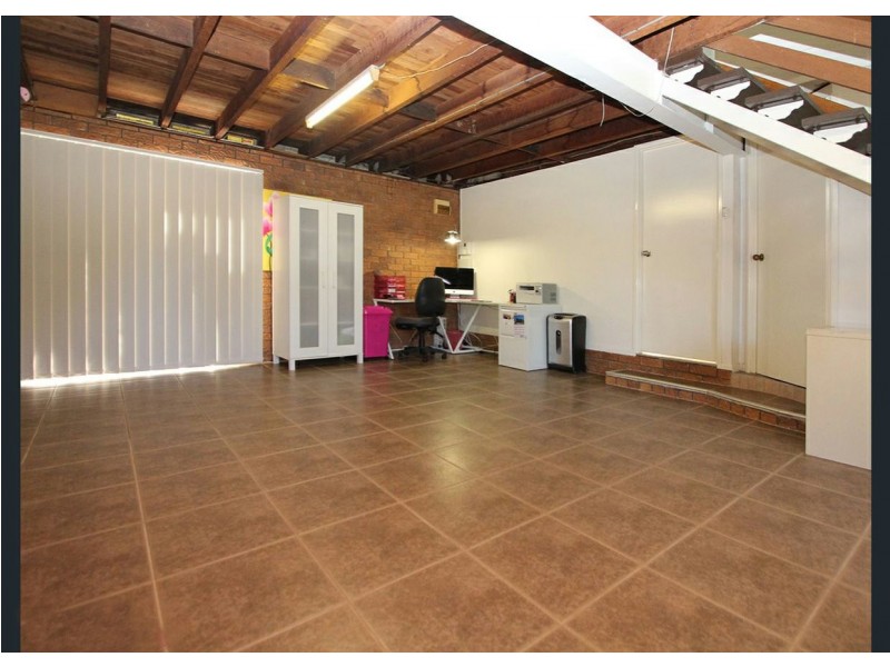 1 Evelyn Street, Kallangur QLD 4503