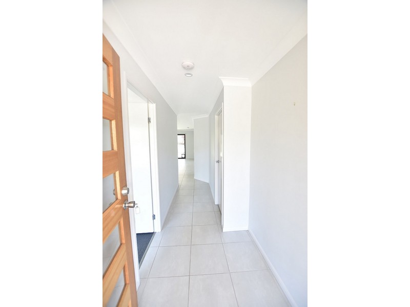 26 Mapleton Drive, North Lakes QLD 4509