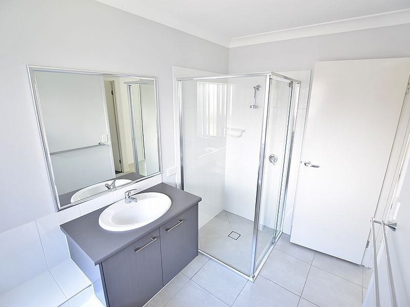 26 Mapleton Drive, North Lakes QLD 4509