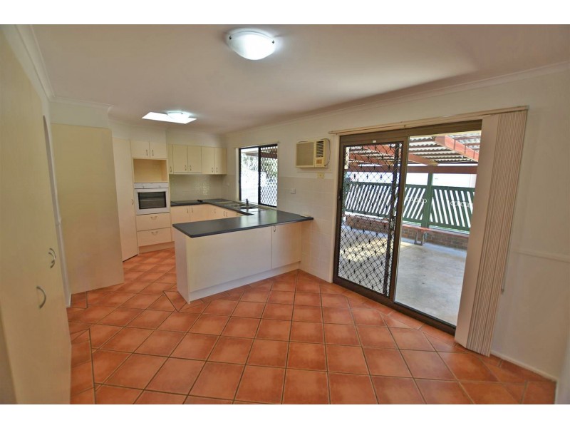 4 Olivia Drive, Kallangur QLD 4503