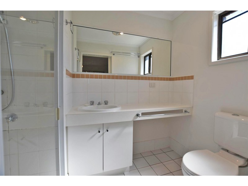 4 Olivia Drive, Kallangur QLD 4503
