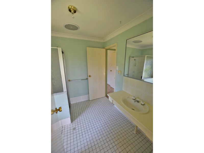 48 Beeville Road, Petrie QLD 4502