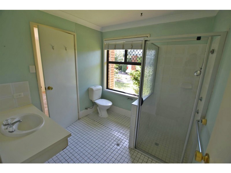 48 Beeville Road, Petrie QLD 4502