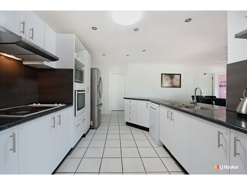 12 Highgate Court, Kallangur QLD 4503