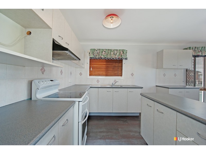13 Wattle Street, Kallangur QLD 4503