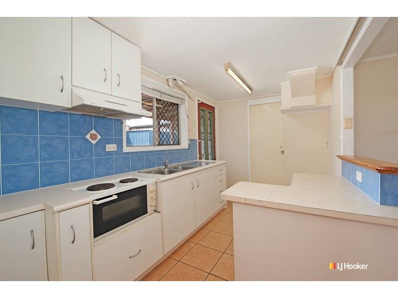 13 Wattle Street, Kallangur QLD 4503