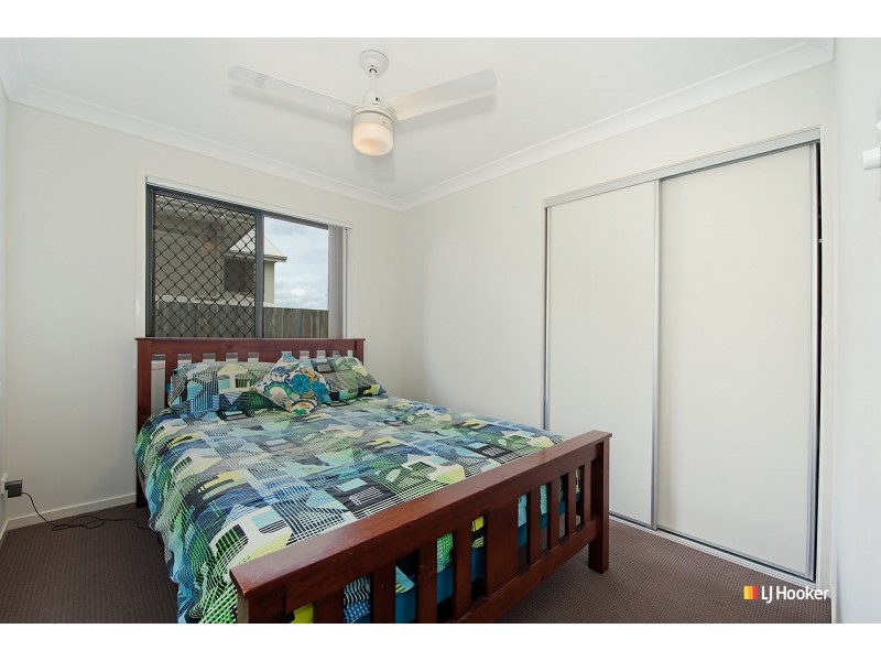 5 Mayfair Crescent, Kallangur QLD 4503