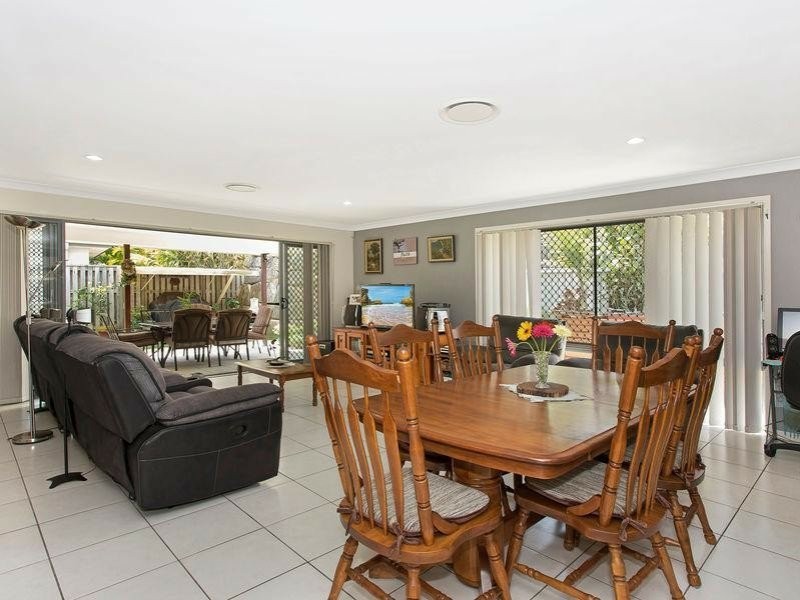 15 Ulysses Street, Kallangur QLD 4503