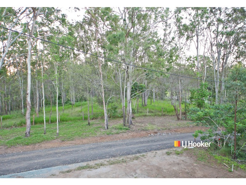 3 Barnes Road, Whiteside QLD 4503