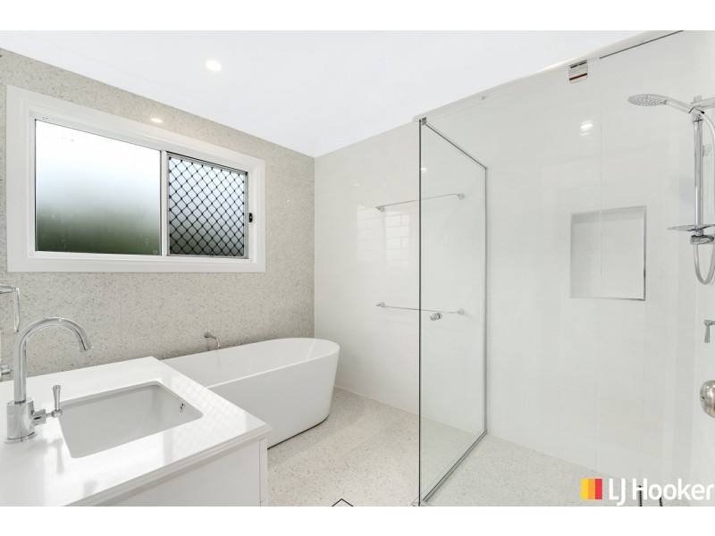 12 Kate Court, Murrumba Downs QLD 4503