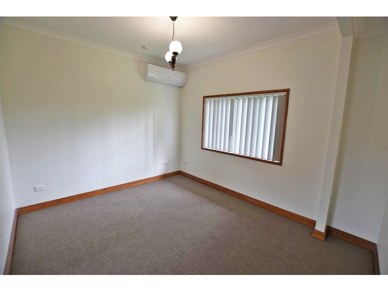 1113 Anzac Avenue, Petrie QLD 4502