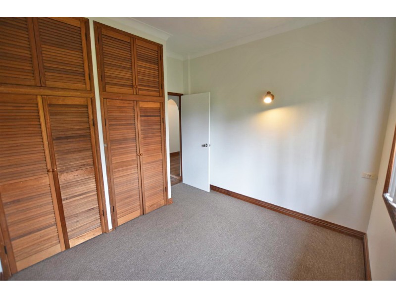 1113 Anzac Avenue, Petrie QLD 4502