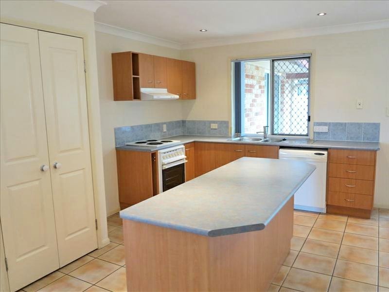 27 Spring Road, Kallangur QLD 4503