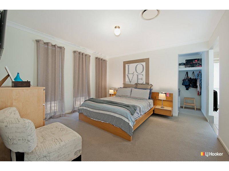 61 Kirri Avenue, Petrie QLD 4502