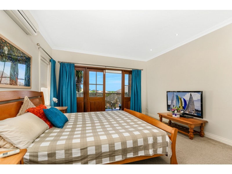 15 Edgewater Court, Murrumba Downs QLD 4503