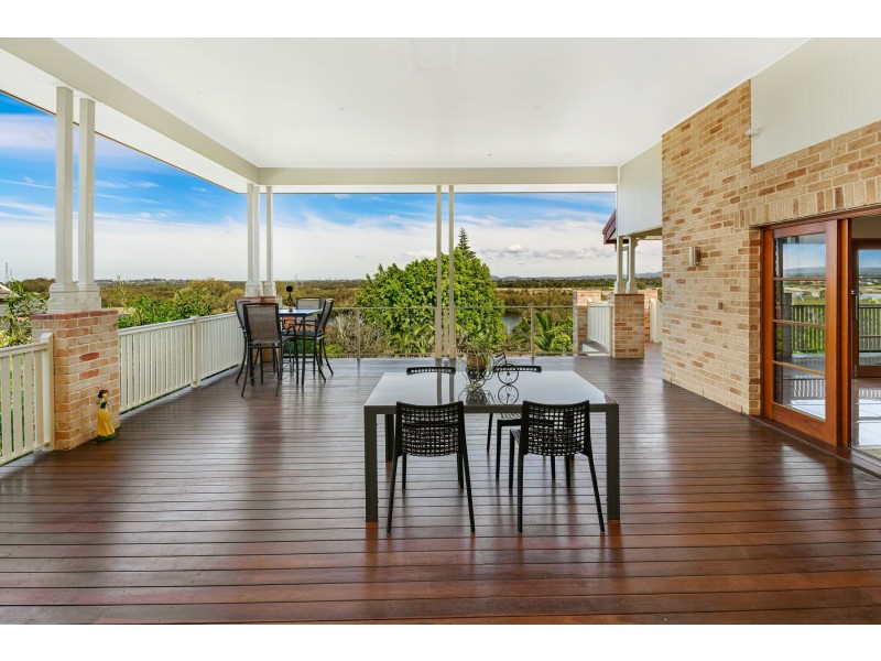 15 Edgewater Court, Murrumba Downs QLD 4503
