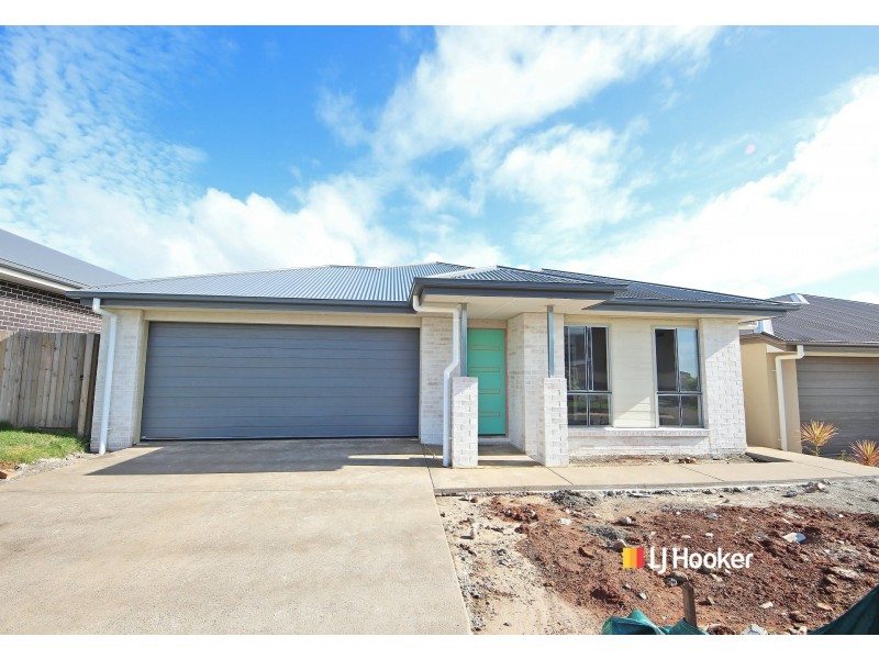8 Azorean Street, Griffin QLD 4503