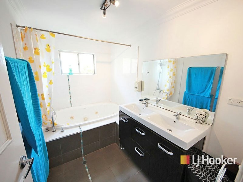 42 Cecily Street, Kallangur QLD 4503