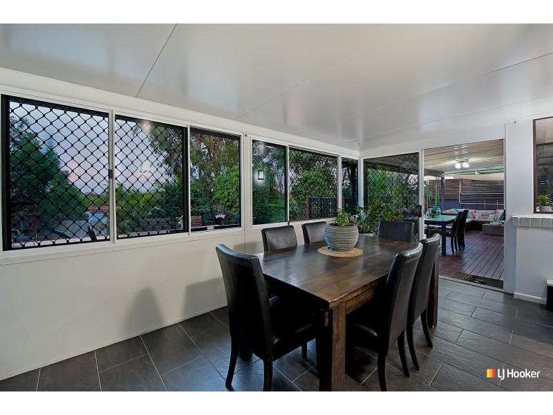 8 Gabrielle Court, Albany Creek QLD 4035