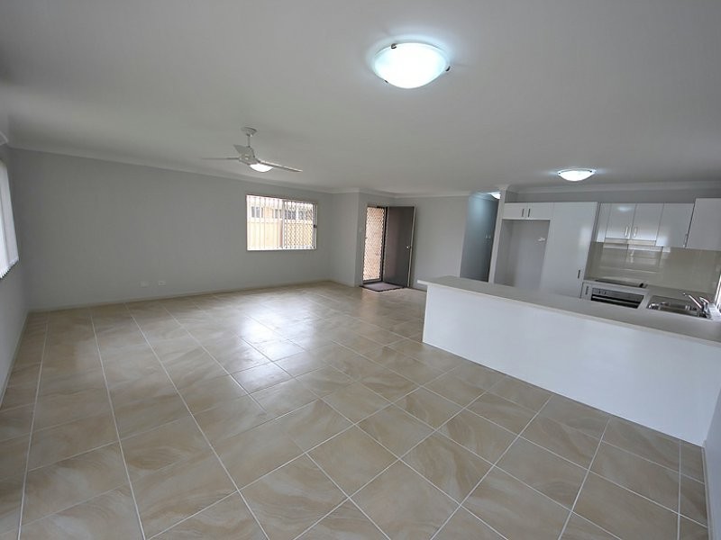 Unit 2/27 Old Gympie Road, Kallangur QLD 4503
