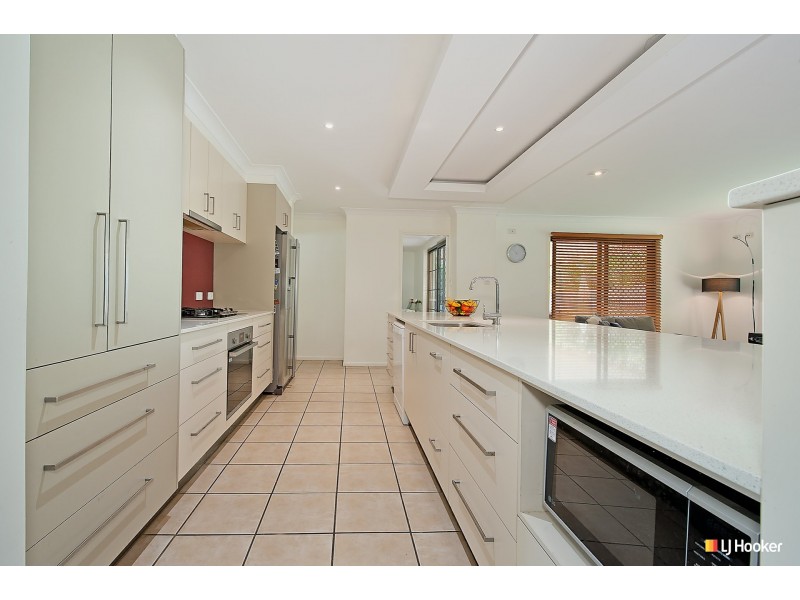 3 Roanne Court, Petrie QLD 4502