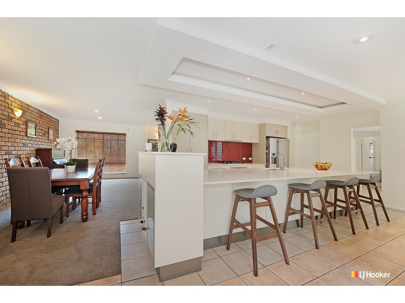 3 Roanne Court, Petrie QLD 4502