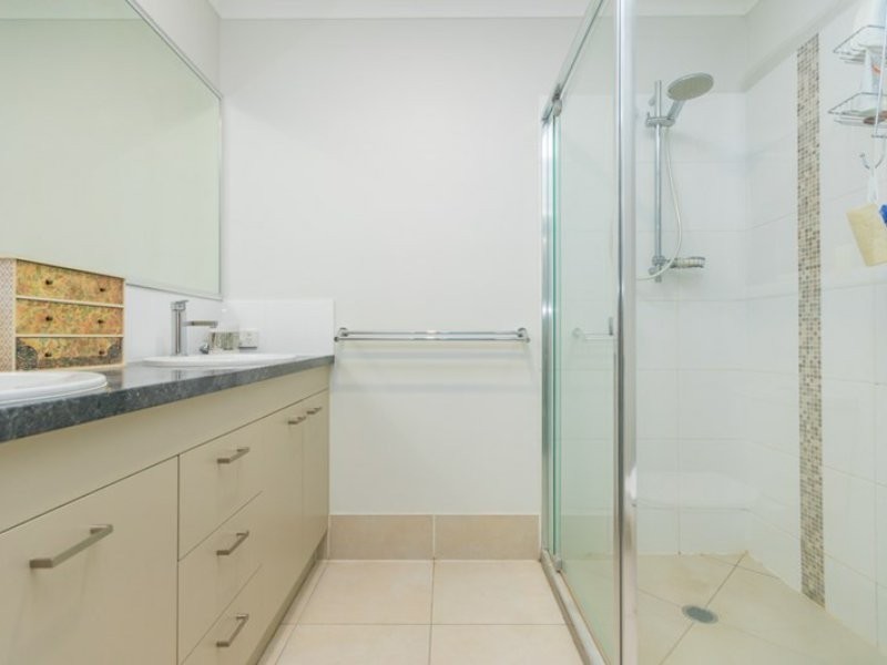 35 Dickson Crescent, North Lakes QLD 4509