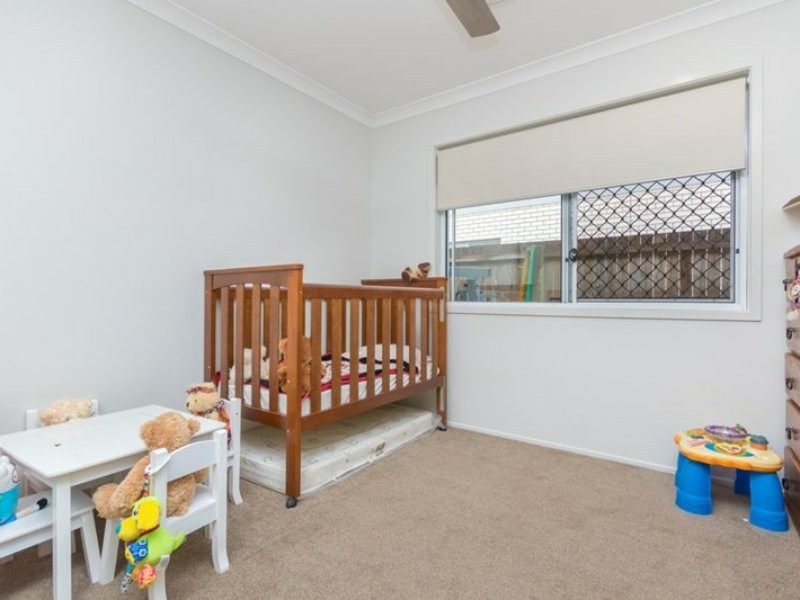 35 Dickson Crescent, North Lakes QLD 4509
