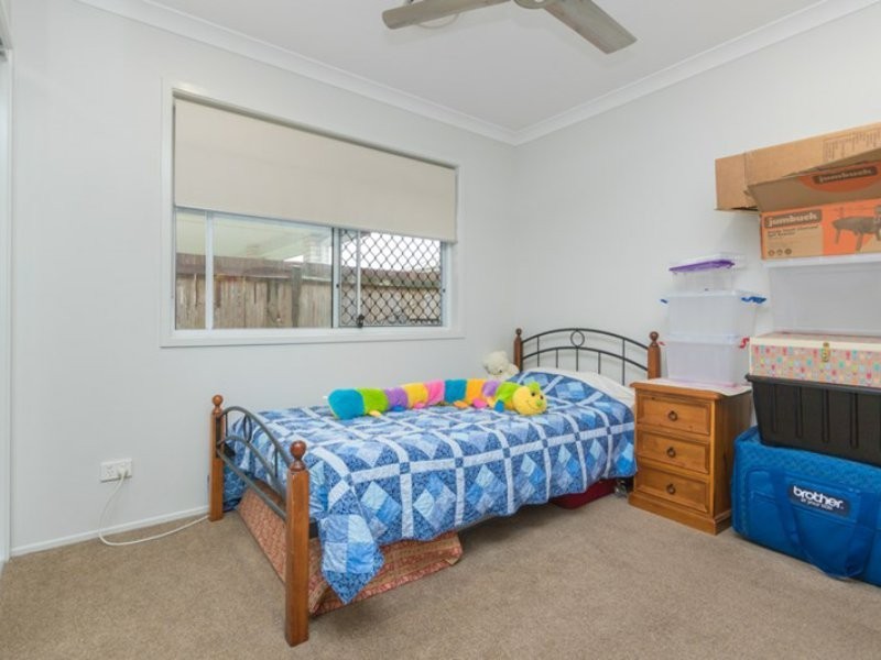 35 Dickson Crescent, North Lakes QLD 4509