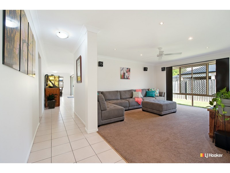 12 Wakeham Street, Kallangur QLD 4503