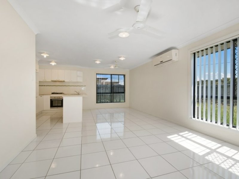 26 Broadleaf Place, Ningi QLD 4511
