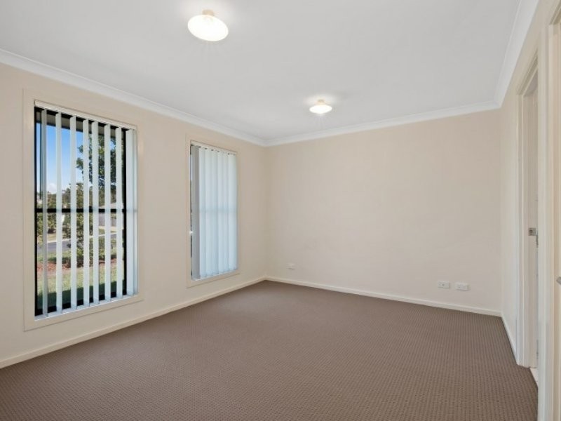 26 Broadleaf Place, Ningi QLD 4511