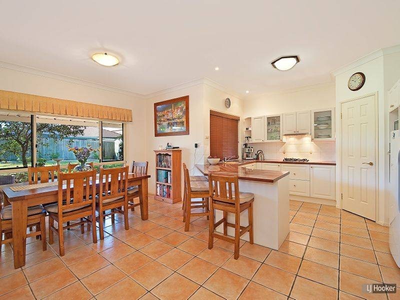 10 Campion Drive, North Lakes QLD 4509