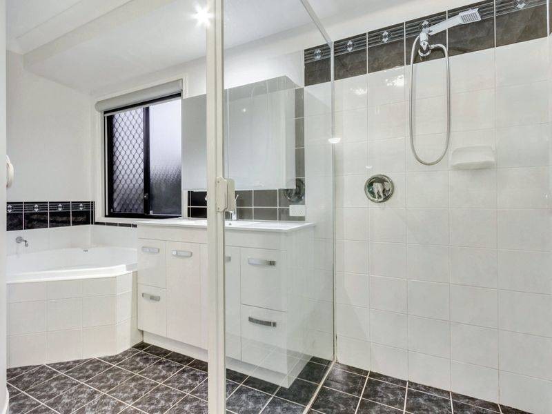 33 Cairns Crescent, Deception Bay QLD 4508