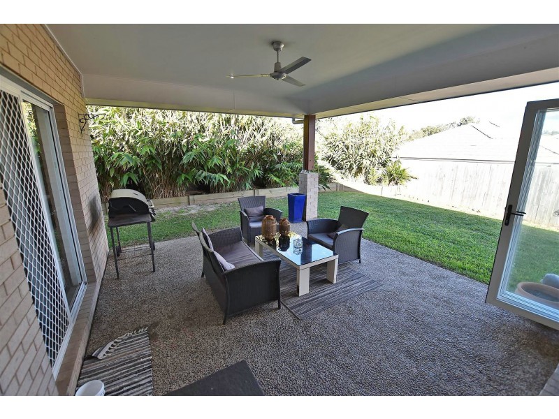 35 Holly Crescent, Griffin QLD 4503