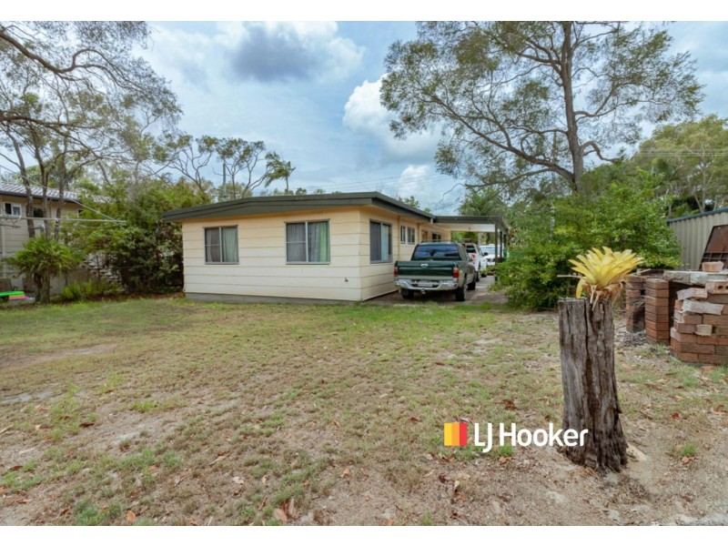 24 Egan Avenue, Beachmere QLD 4510