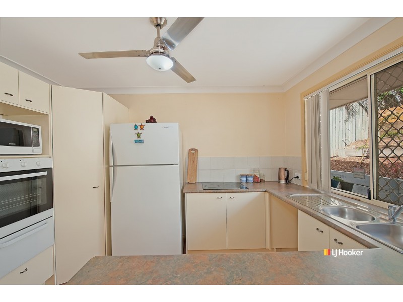 16 Emperor Court, Kallangur QLD 4503