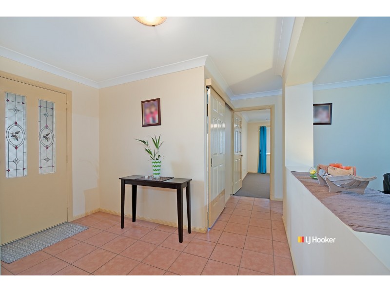 16 Emperor Court, Kallangur QLD 4503