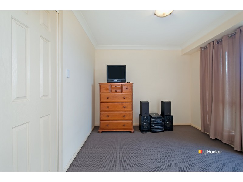 16 Emperor Court, Kallangur QLD 4503