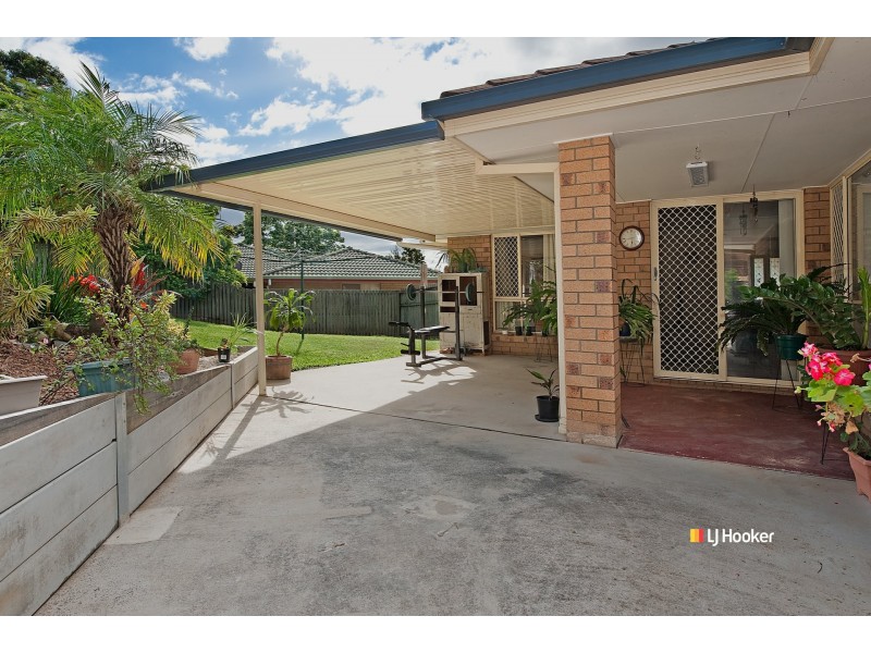 16 Emperor Court, Kallangur QLD 4503