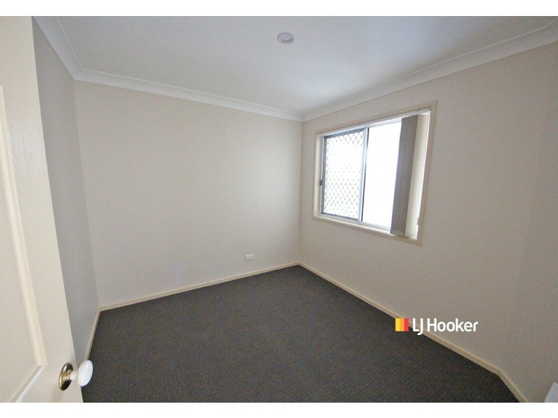 8 Kilsyth Court, Kallangur QLD 4503