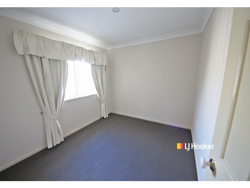 8 Kilsyth Court, Kallangur QLD 4503