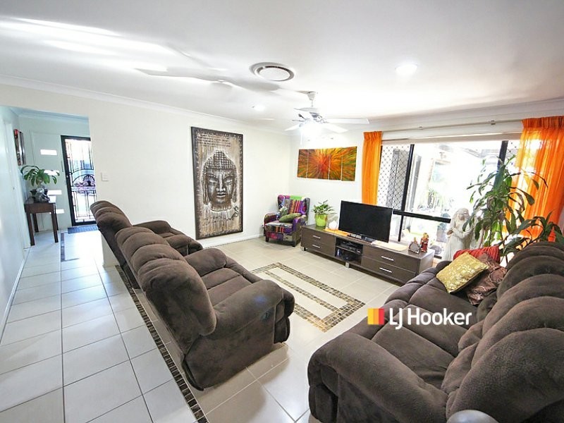 10 Seabiscuit Crescent, Kallangur QLD 4503